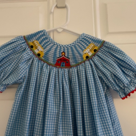 School smocked dress - Picture 12 of 14
